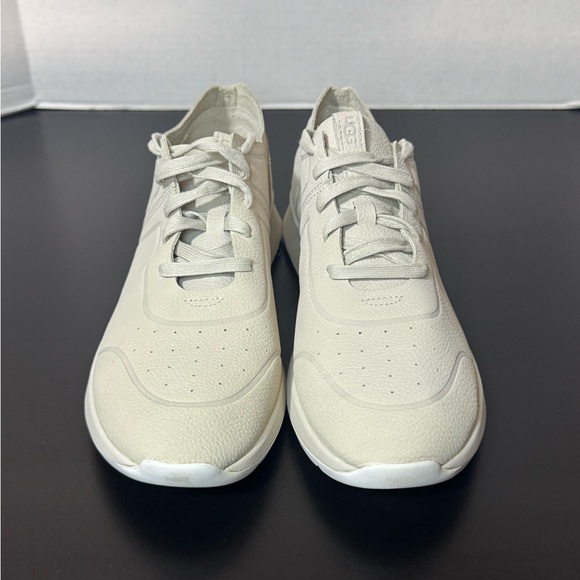 Women’s UGG adaleen sneaker - Picture 2 of 5